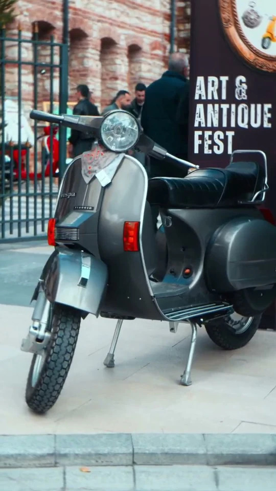 Vespa Riders Türkiye × Art & Antique Fest: videodan 3. kare